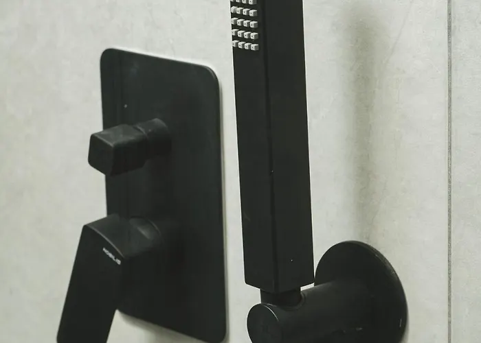 Es Arion Апартаменти *